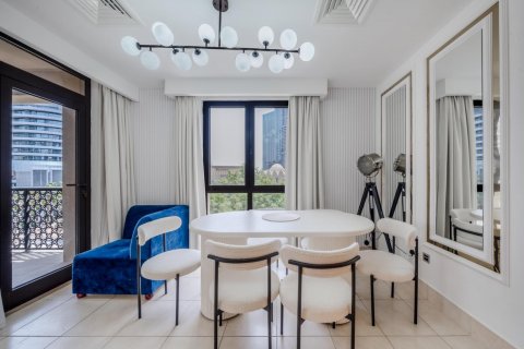 Apartment in Old Town, Dubai, UAE 2 bedrooms, 141 sq.m. № 613981 - photo 7