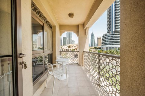 Apartment in Old Town, Dubai, UAE 2 bedrooms, 141 sq.m. № 613981 - photo 23