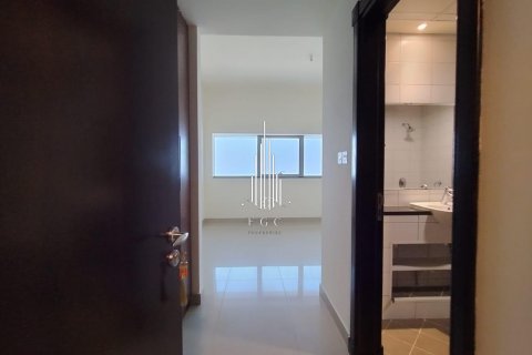 Apartman u Al Mina, Abu Dhabi, UAE 4 spavaćih soba, 306.6 m2 Br. 572848 - fotografija 10