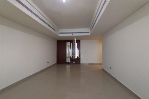 Apartman u Al Mina, Abu Dhabi, UAE 4 spavaćih soba, 306.6 m2 Br. 572848 - fotografija 29