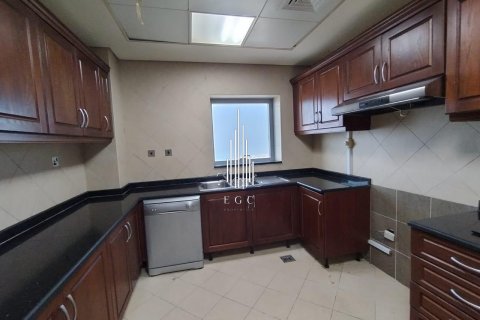 Apartman u Al Mina, Abu Dhabi, UAE 4 spavaćih soba, 306.6 m2 Br. 572848 - fotografija 25