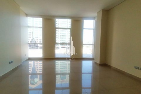 Üürile anda korter asukohaga Al Khalidiya, Abu Dhabi, AÜE: 3 magamistoaga, 235.8 m² Nr 572824 - pilt 2