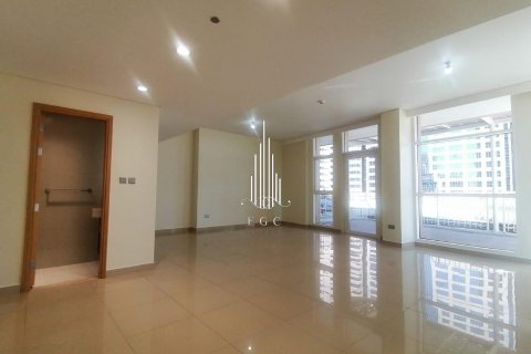 Üürile anda korter asukohaga Al Khalidiya, Abu Dhabi, AÜE: 3 magamistoaga, 235.8 m² Nr 572824 - pilt 4