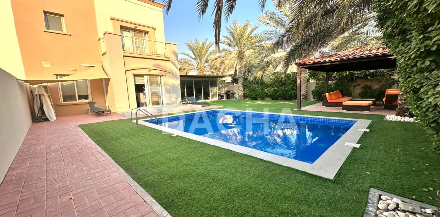 Villa in The Springs, Dubai, UAE 3 bedrooms, 459 sq.m. № 706987