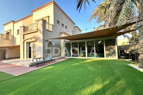 Villa in The Springs, Dubai, UAE 3 bedrooms, 459 sq.m. № 706987 - photo 2