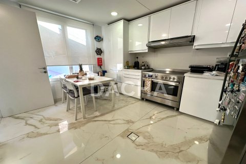 Villa in The Springs, Dubai, UAE 3 bedrooms, 459 sq.m. № 706987 - photo 4