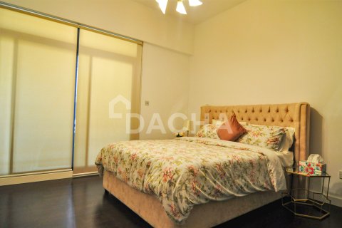 Apartamento en venta en Greens, Dubai, EAU 3 dormitorios, 192 m2 № 706991 - foto 16