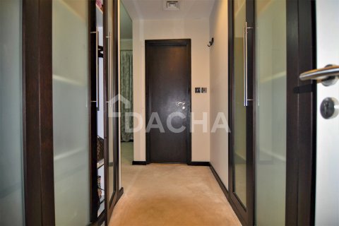 Apartamento en venta en Greens, Dubai, EAU 3 dormitorios, 192 m2 № 706991 - foto 18