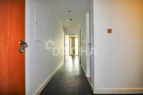 Apartamento en venta en Greens, Dubai, EAU 3 dormitorios, 192 m2 № 706991 - foto 4