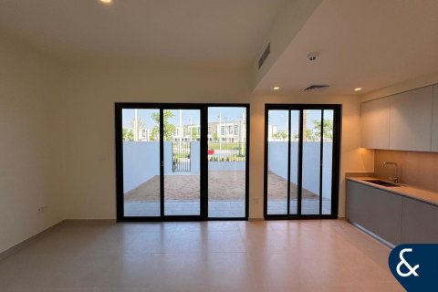 Villa itt: Dubai South (Dubai World Central), EAE, 3 hálószoba, 140 m², azonosító: 685192