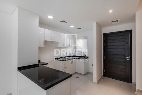 Villetta a schiera in vendita a Dubai, EAU 3 camere da letto, 112.23 mq. № 744617 - foto 4