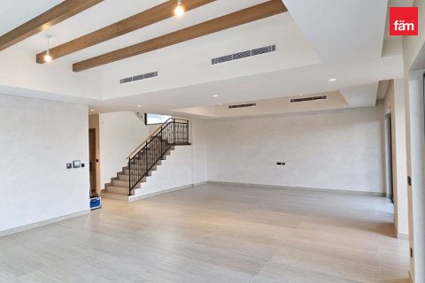 Üürile anda villa asukohaga Dubai, AÜE: 7 magamistoaga, 439.9 m² Nr 726813 - pilt 11