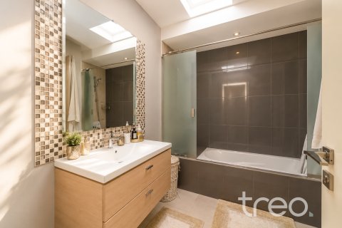 Kuća u nizu u DAMAC Hills (Akoya by DAMAC), Dubai, UAE 3 spavaćih soba, 335.1 m2 Br. 753658 - fotografija 6