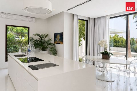 Vilë në Jumeirah Islands, Dubai, Emiratet e Bashkuara Arabe 7 dhoma gjumi, 987.3 m2. № 760750 - Foto 4
