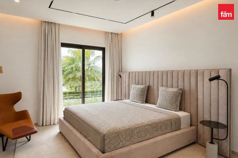 Vilë në Jumeirah Islands, Dubai, Emiratet e Bashkuara Arabe 7 dhoma gjumi, 987.3 m2. № 760750 - Foto 13