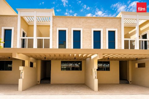 Townhouse in Dubai, UAE 4 bedrooms, 144 sq.m. № 760753 - photo 8