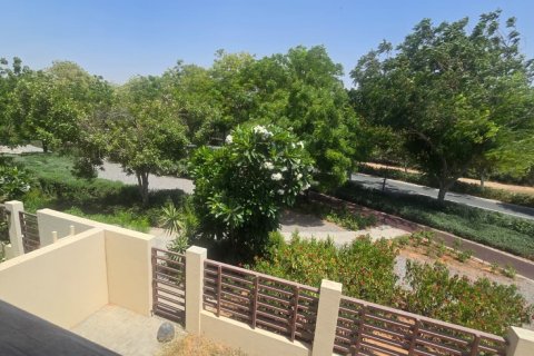 Kamienica na sprzedaż w Ras Al Khaimah, ZEA 3 sypialnie, 302 mkw., nr 734584 - zdjęcie 2