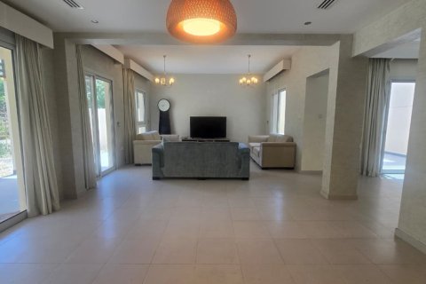 Kamienica na sprzedaż w Ras Al Khaimah, ZEA 3 sypialnie, 302 mkw., nr 734584 - zdjęcie 15