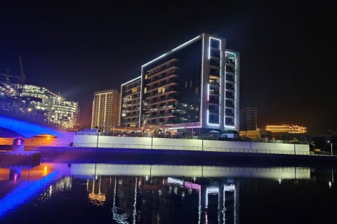Apartment til salg i Ras Al Khaimah, UAE 1 soveværelse, 88 kvm № 734590 - foto 3