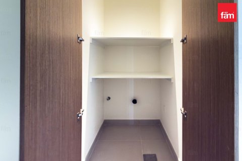 Apartment in Dubai, UAE 2 bedrooms, 95 sq.m. № 699877 - photo 12