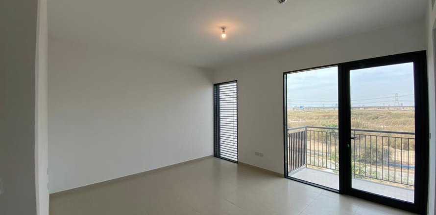 Radový dom v Dubai, SAE 3 spálne, 180 m2 č. 685959