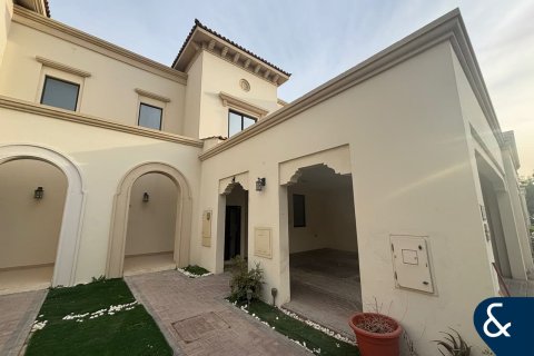 Villa i Reem, Dubai, Emiratene 3 soverom, 216 kvm nr. 688901