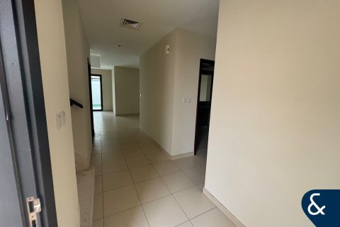 Vila u Reem, Dubai, UAE 3 spavaćih soba, 216 m2 Br. 688901 - fotografija 7