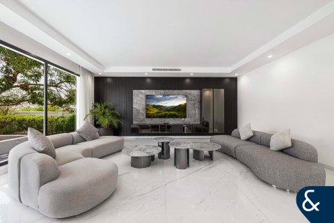 Vila u Palm Jumeirah, Dubai, UAE 7 spavaćih soba, 1245 m2 Br. 688919 - fotografija 12