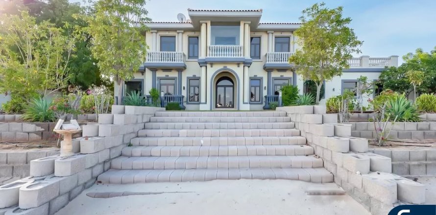 Вилла в Пальма Джумейра, Дубай, ОАЭ 6 спален, 650м2 № 688918