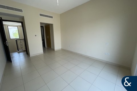 Villa para arrendamento em Reem, Dubai, EAU 3 quartos, 190 m2 № 688900 - foto 6
