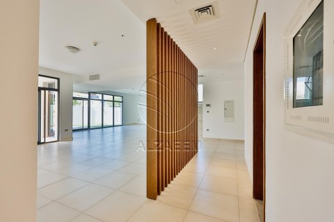 Huvila Yas Island, Abu Dhabi, Arabiemiraatit 4 makuuhuonetta, 600 m2 № 615340 - kuva 7