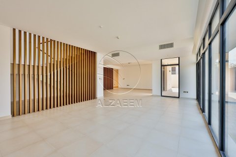 Huvila Yas Island, Abu Dhabi, Arabiemiraatit 4 makuuhuonetta, 600 m2 № 615340 - kuva 6