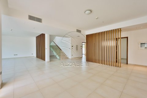 Huvila Yas Island, Abu Dhabi, Arabiemiraatit 4 makuuhuonetta, 600 m2 № 615340 - kuva 15