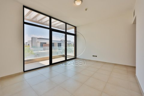 Huvila Yas Island, Abu Dhabi, Arabiemiraatit 4 makuuhuonetta, 600 m2 № 615340 - kuva 25