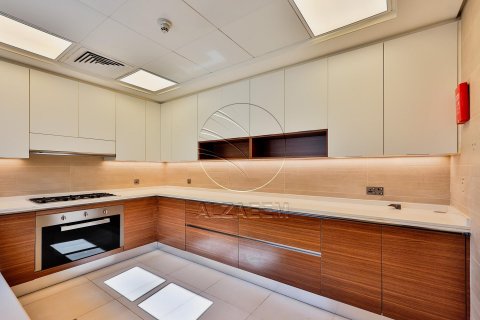 Huvila Yas Island, Abu Dhabi, Arabiemiraatit 4 makuuhuonetta, 600 m2 № 615340 - kuva 17