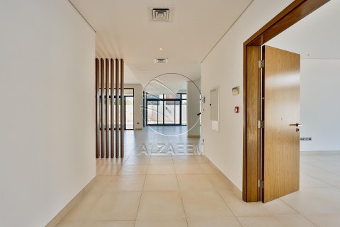 Huvila Yas Island, Abu Dhabi, Arabiemiraatit 4 makuuhuonetta, 600 m2 № 615340 - kuva 14
