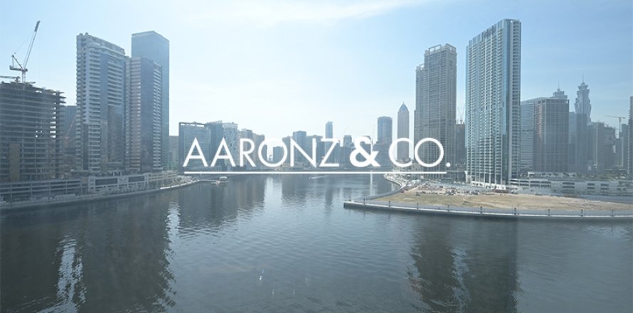 Oficiu în Business Bay, Dubai, EAU 158 mp.  №690771