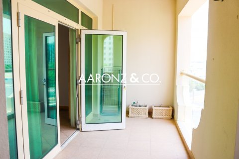 Huoneisto Palm Jumeirah, Dubai, Arabiemiraatit 3 makuuhuonetta, 206 m2 № 690776 - kuva 22