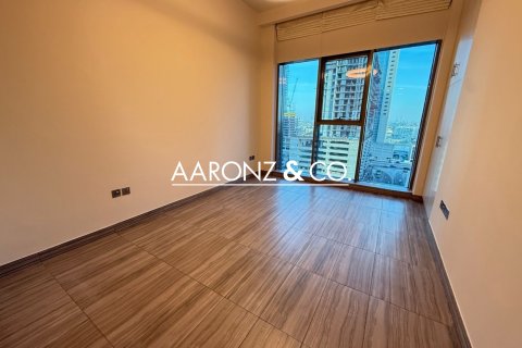 Huoneisto Jumeirah Lake Towers, Dubai, Arabiemiraatit 1 makuuhuone, 70 m2 № 690773 - kuva 2