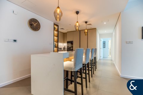 Lägenhet till försäljning i Dubai Marina, Dubai, UAE 2 sovrum, 133 kvm Nr. 667821 - fotografi 2