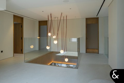 Villa te koop in Jumeirah Golf Estates, Dubai, VAE 7 slaapkamers, 1034 vr.m., nr 667822 - foto 13