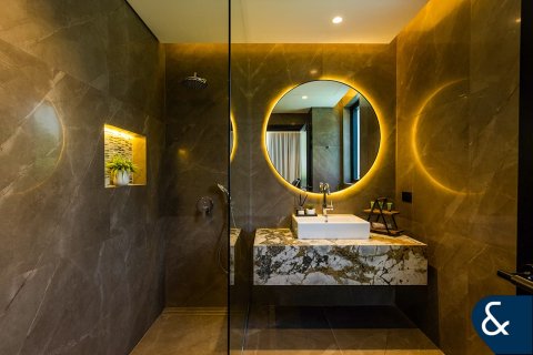 Vilë në Jumeirah Golf Estates, Dubai, Emiratet e Bashkuara Arabe 5 dhoma gjumi, 742 m2. № 667889 - Foto 26