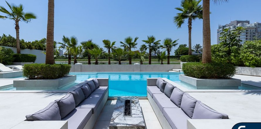Villa sa Jumeirah Golf Estates, Dubai, UAE 5 silid-tulugan, 742 sq.m. № 667889