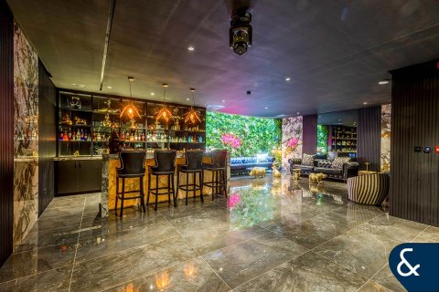 Vilë në Jumeirah Golf Estates, Dubai, Emiratet e Bashkuara Arabe 5 dhoma gjumi, 742 m2. № 667889 - Foto 5