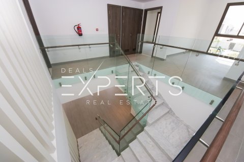 Vila na Yas Island, Abu Dhabi, SAE 4 ložnice, 354 m² Č.: 583016 - fotografie 7