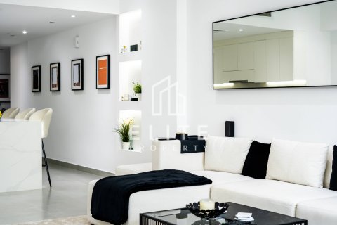 Apartment in Palm Jumeirah, Dubai, UAE 2 bedrooms, 175 sq.m. № 619981 - photo 17