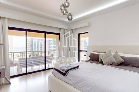 Apartment in Palm Jumeirah, Dubai, UAE 2 bedrooms, 175 sq.m. № 619981 - photo 13
