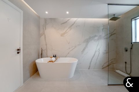 וילה למכירה ב Jumeirah Golf Estates, Dubai, איחוד האמירויות  5 חדרי שינה, 641 מ"ר, מספר 698064 - תמונה 24