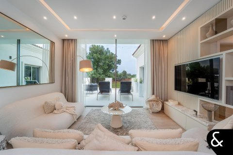 וילה למכירה ב Jumeirah Golf Estates, Dubai, איחוד האמירויות  5 חדרי שינה, 641 מ"ר, מספר 698064 - תמונה 13