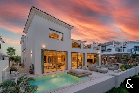 וילה למכירה ב Jumeirah Golf Estates, Dubai, איחוד האמירויות  5 חדרי שינה, 641 מ"ר, מספר 698064 - תמונה 6